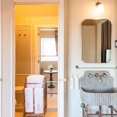 Dorothea Hotel apartamentowy 4*